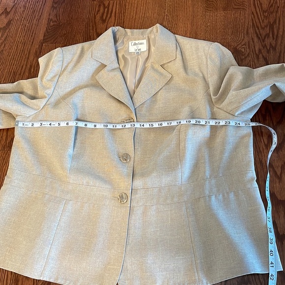LE SUIT COLLECTION plus size 3 button down blazer / jacket Tan color size 22 - Picture 7 of 12